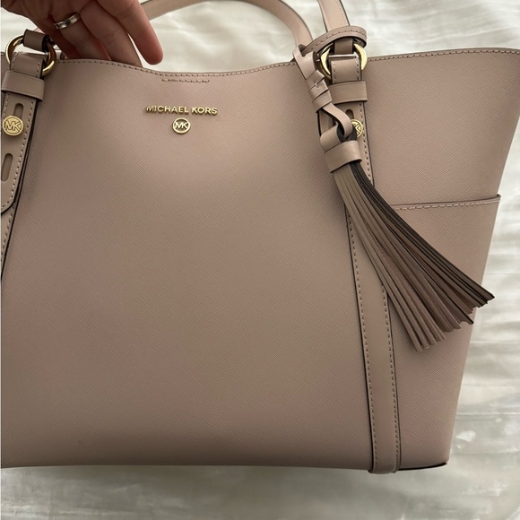 Michael Kors Sullivan Tote Bag - Picture 3 of 9